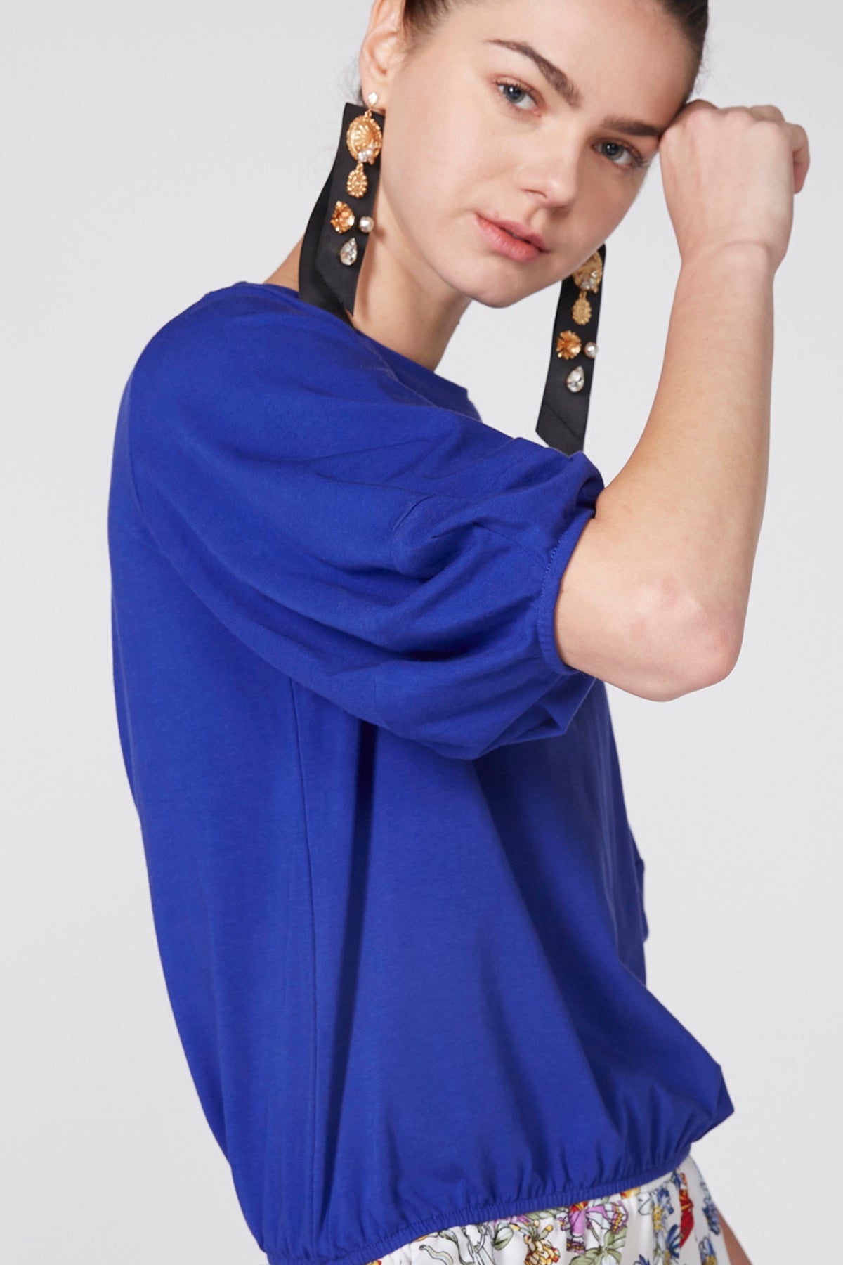 Puff Sleeves Top with Elasticised Hem