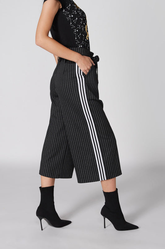 Striped Culottes with Elasticised Waistband and Pocket Detail