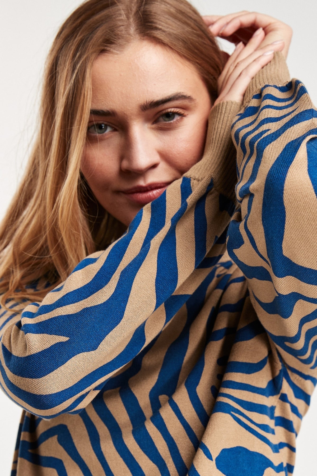 Volume Sleeve Jumper