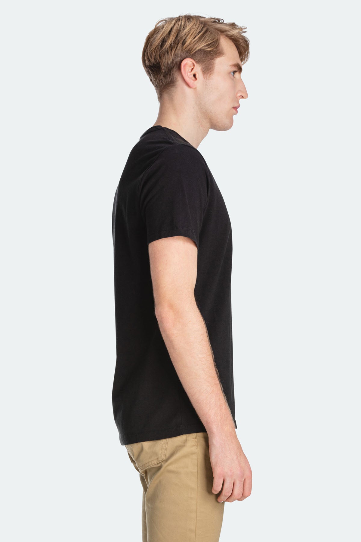 Levi's Housemark Graphic Tee