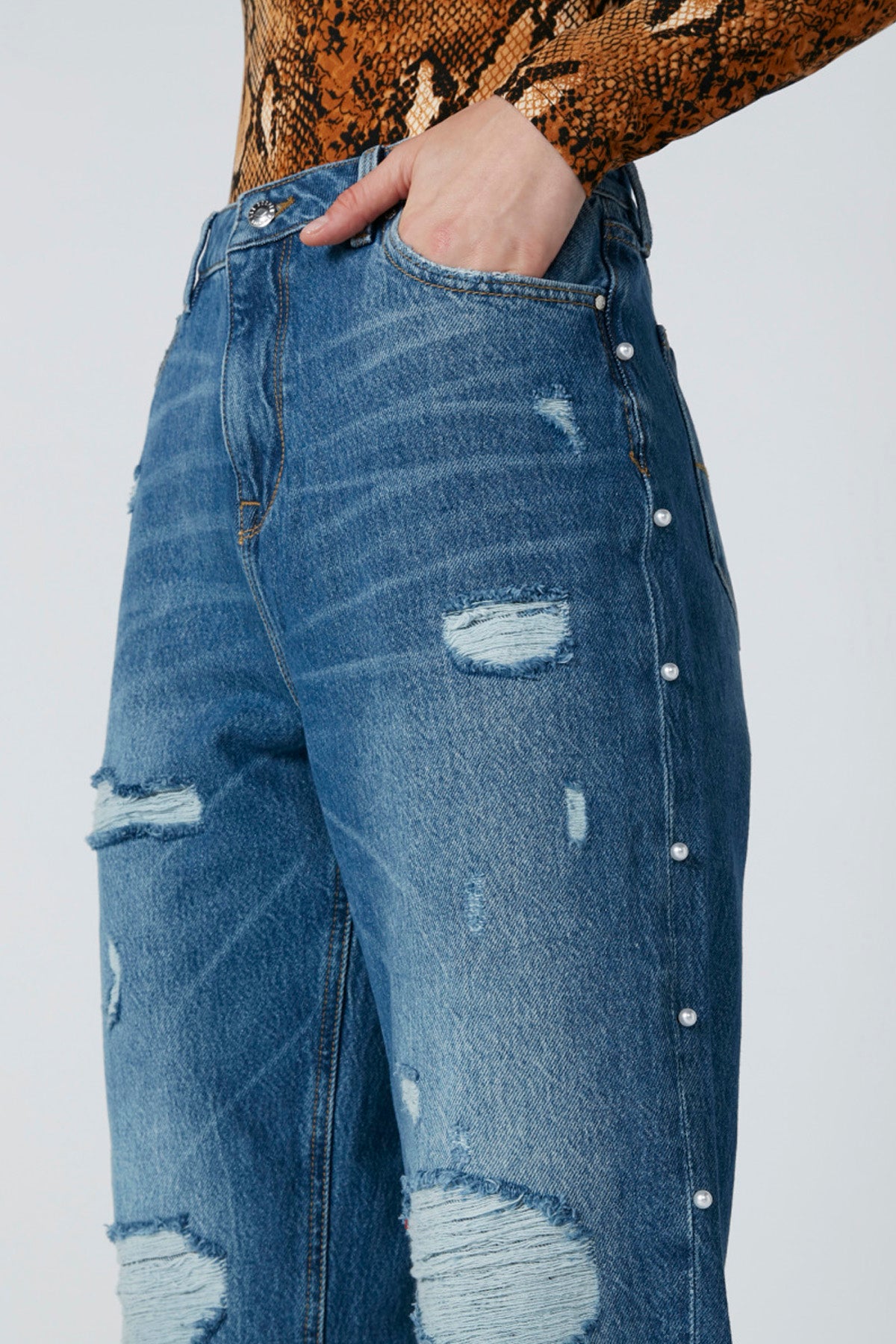 Distressed Mom Jeans with Pearl Detail and Pockets
