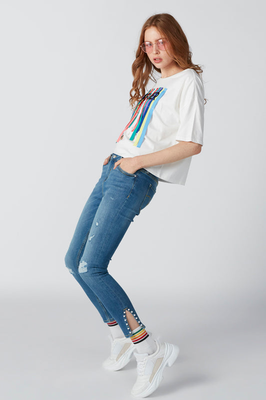 Pearl Detail Distressed Jeans with Zip Fly
