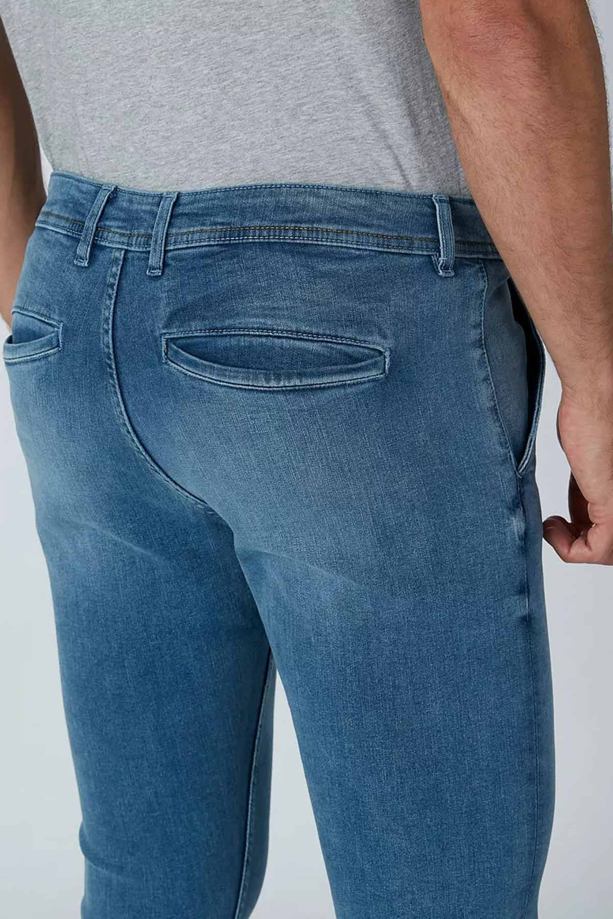 Ripped Jeans with Pocket Detail