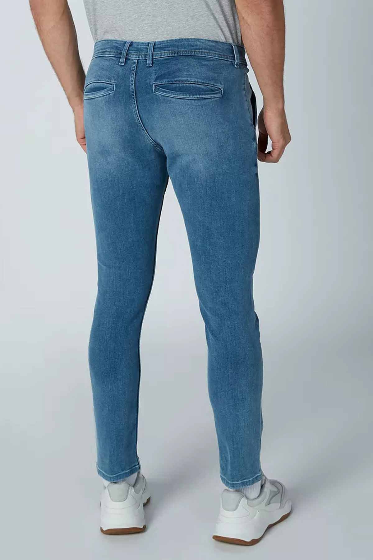 Ripped Jeans with Pocket Detail
