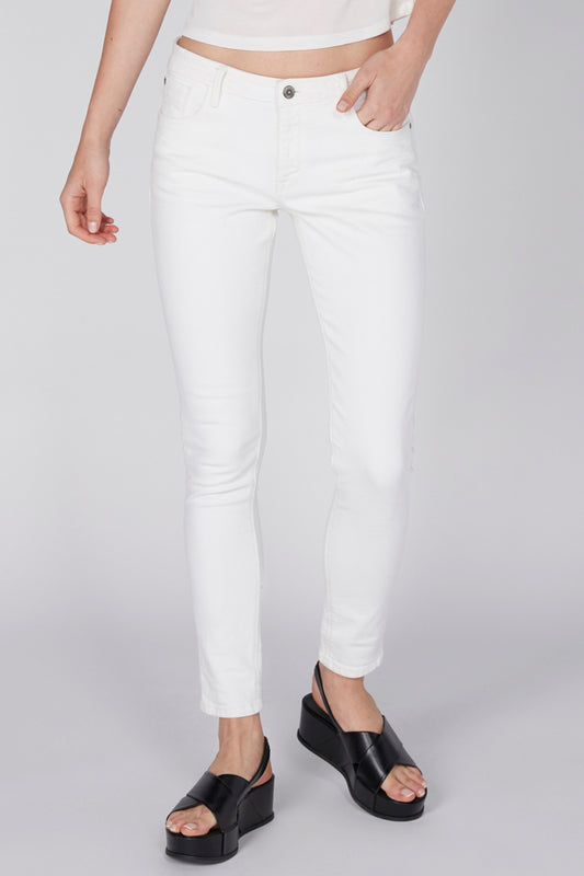 Full Length Jeans in Skinny Fit