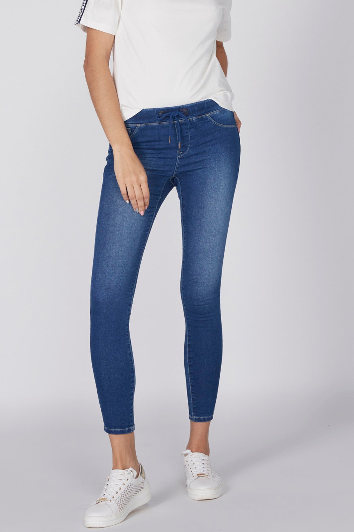 Skinny Fit Jeans with Drawstring