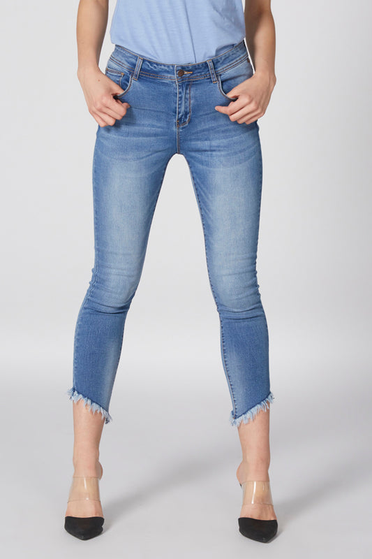 Distressed Cropped Jeans with Button Closure and Pocket Detail