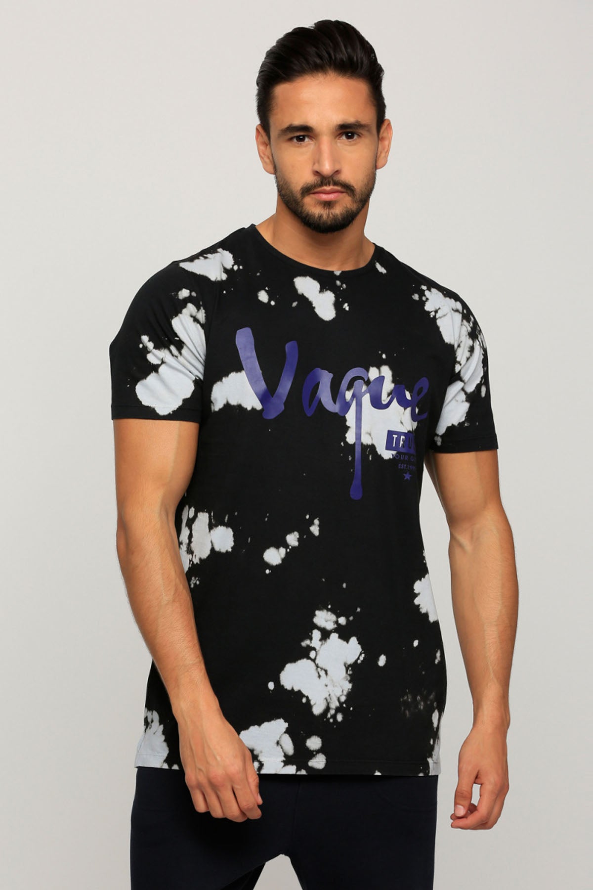Printed T-Shirt with Round Neck and Short Sleeves