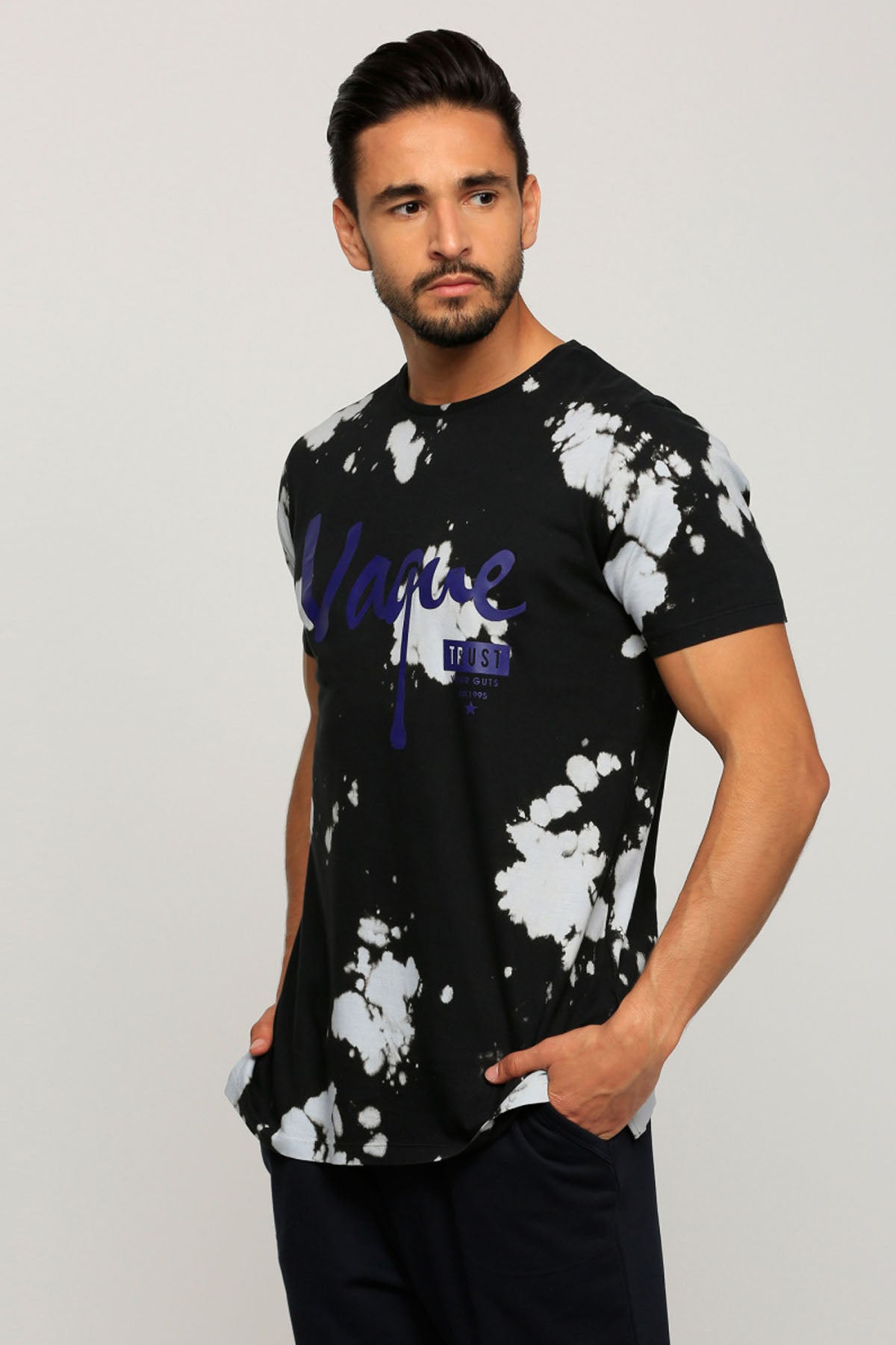Printed T-Shirt with Round Neck and Short Sleeves