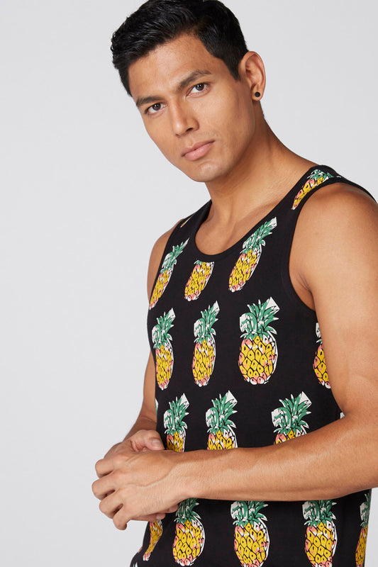 Printed Sleeveless T-Shirt with Round Neck