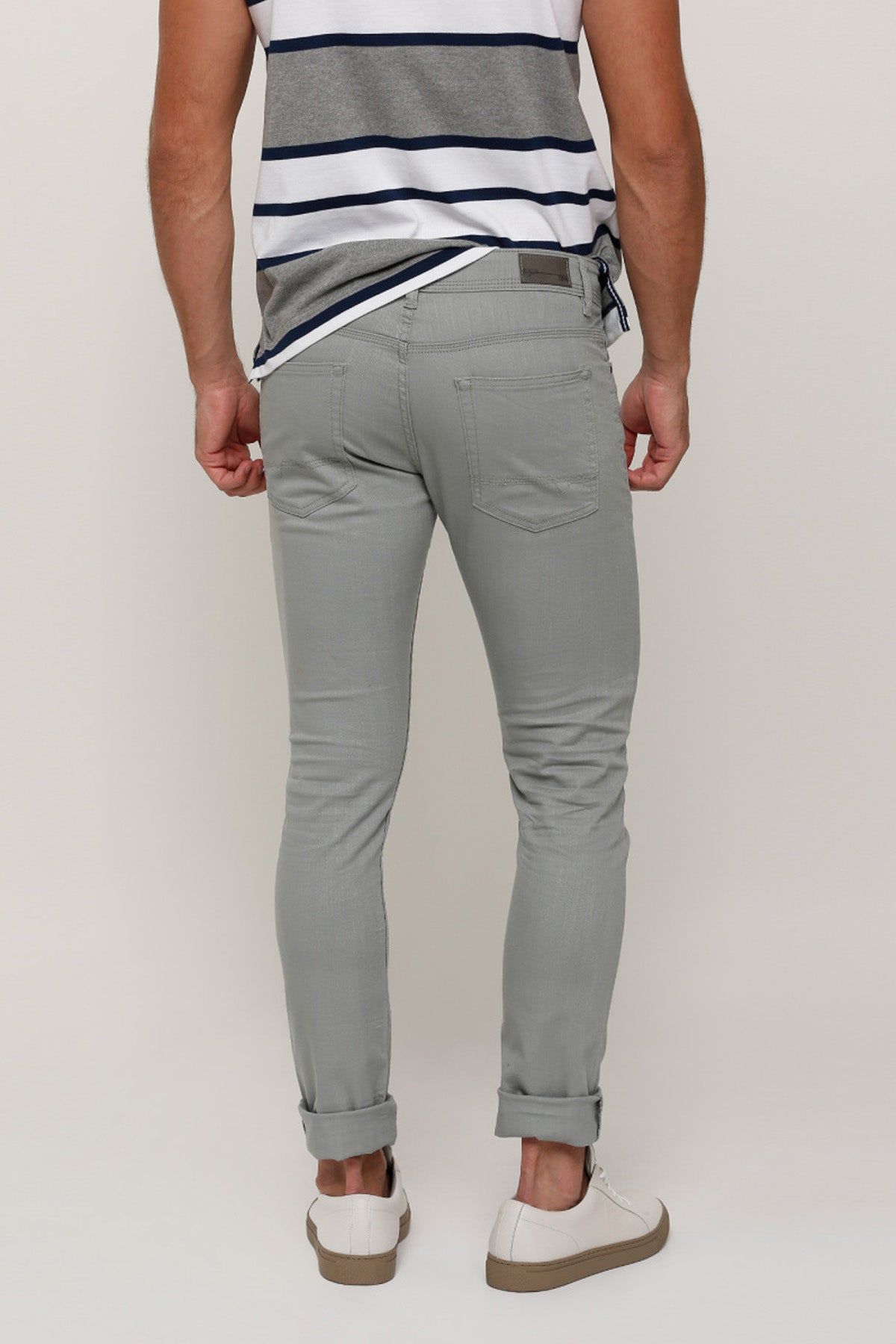 Full Length Jeans with Pocket Detail