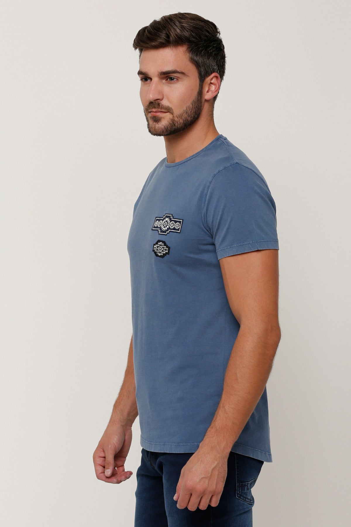 Applique Detail T-Shirt with Round Neck and Short Sleeves