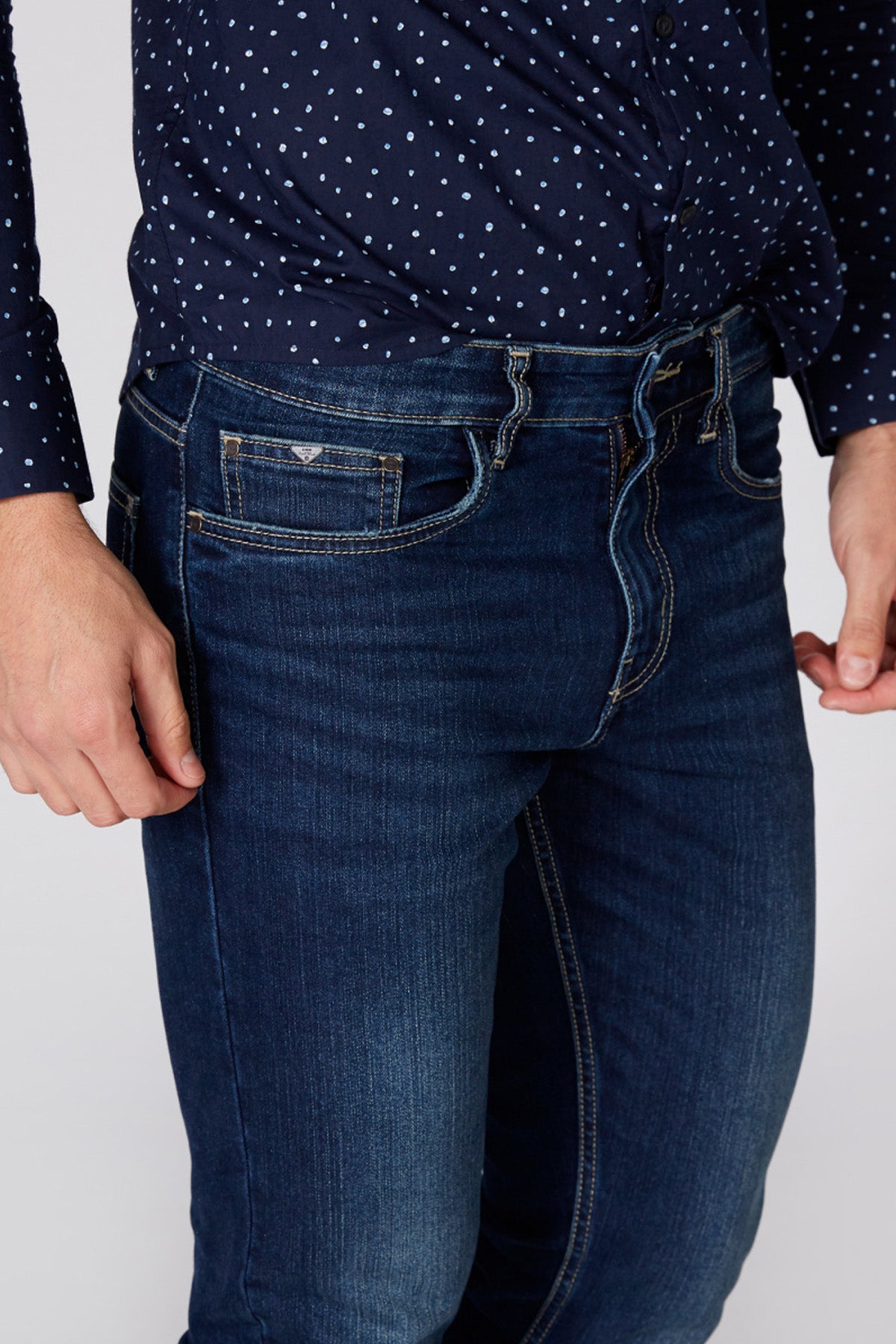 Full Length Jeans with Button Closure and Pocket Detail