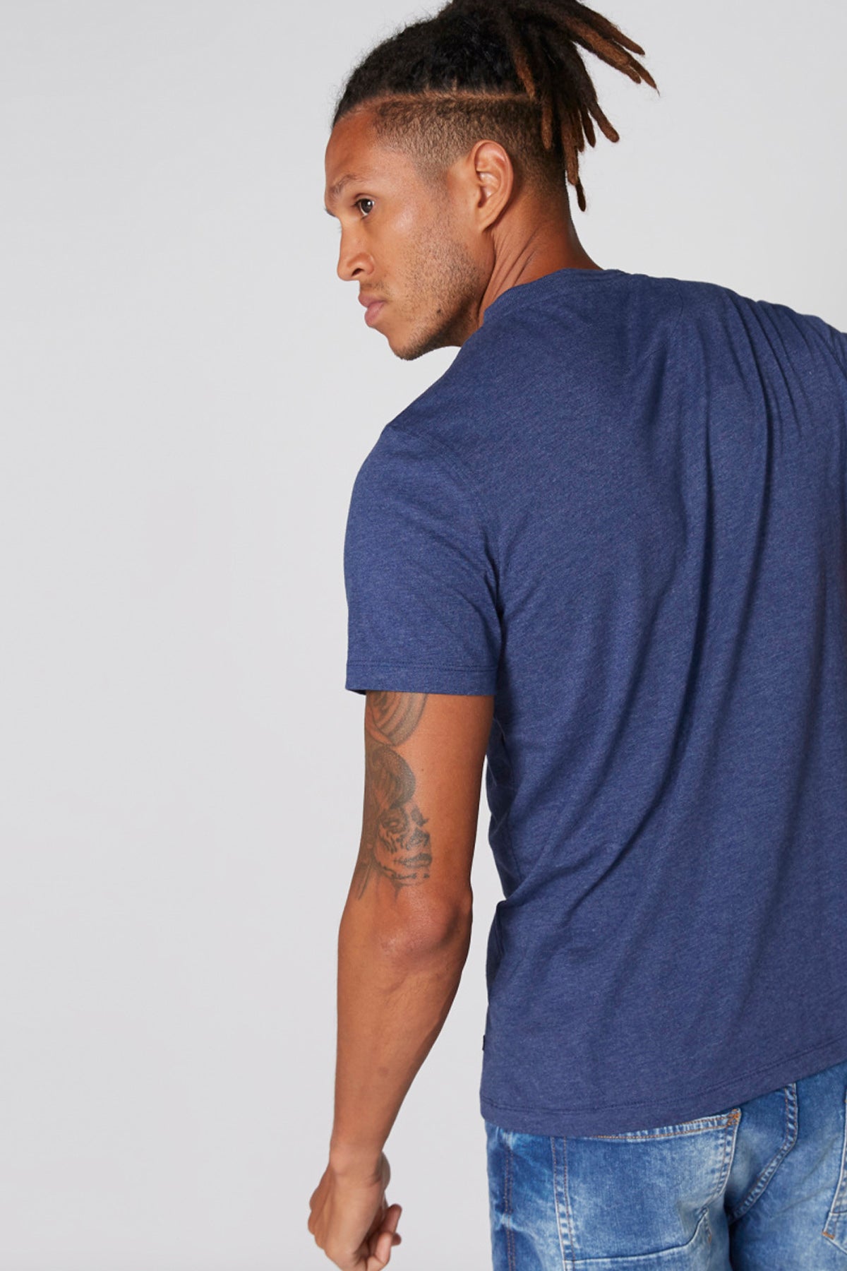 Henley Neck T-Shirt with Short Sleeves and Chest Pocket