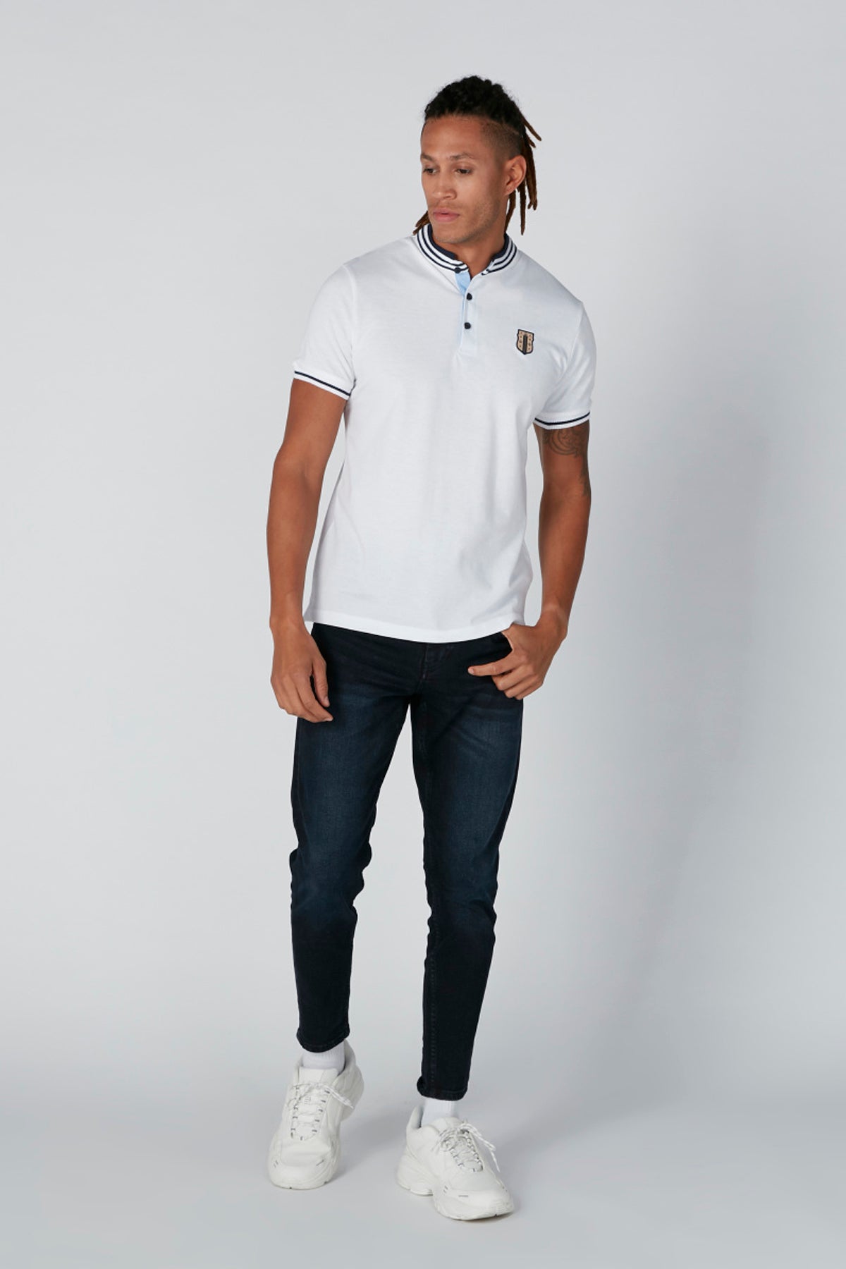 Mandarin Collar T-Shirt with Short Sleeves