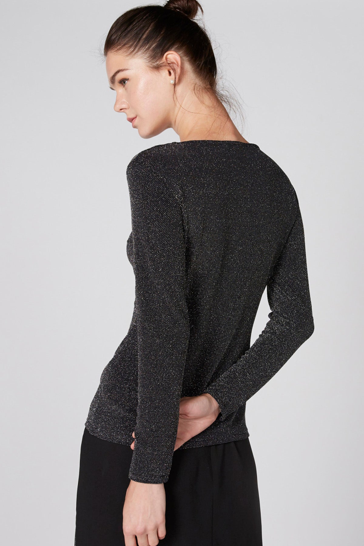 Textured Top with Round Neck and Long Sleeves