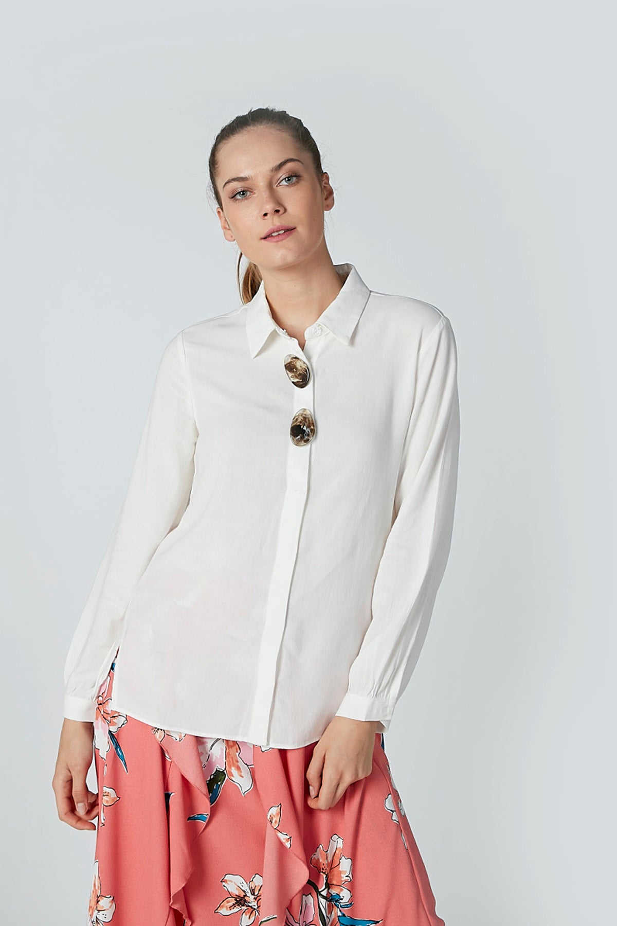 Plain Shirt in Slim-Fit with Long Sleeves