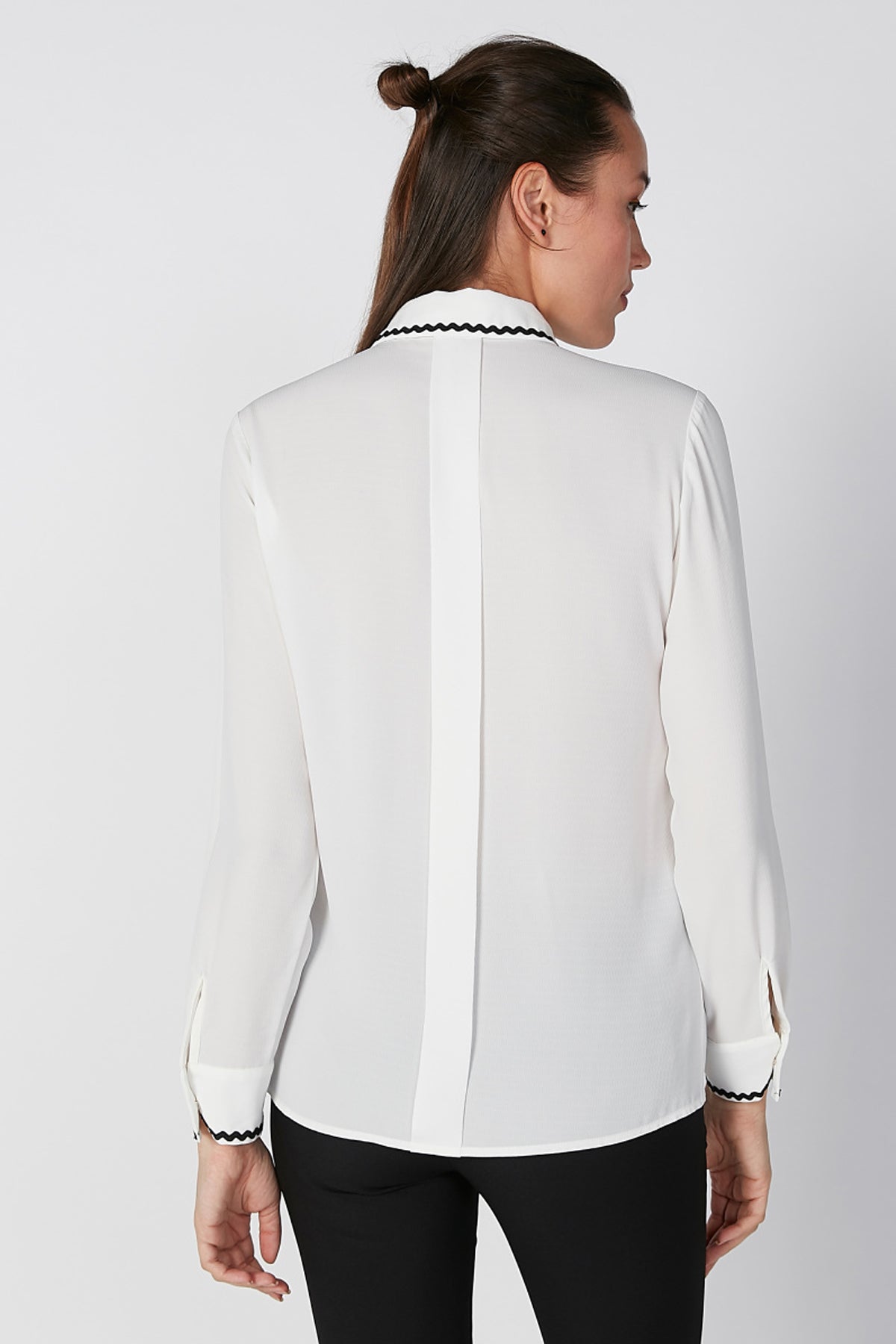 Shirt with Long Sleeves and Complete Placket