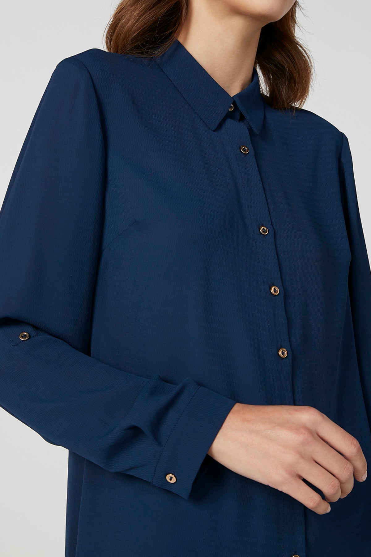 Plain Shirt with Long Sleeves and Spread Collar