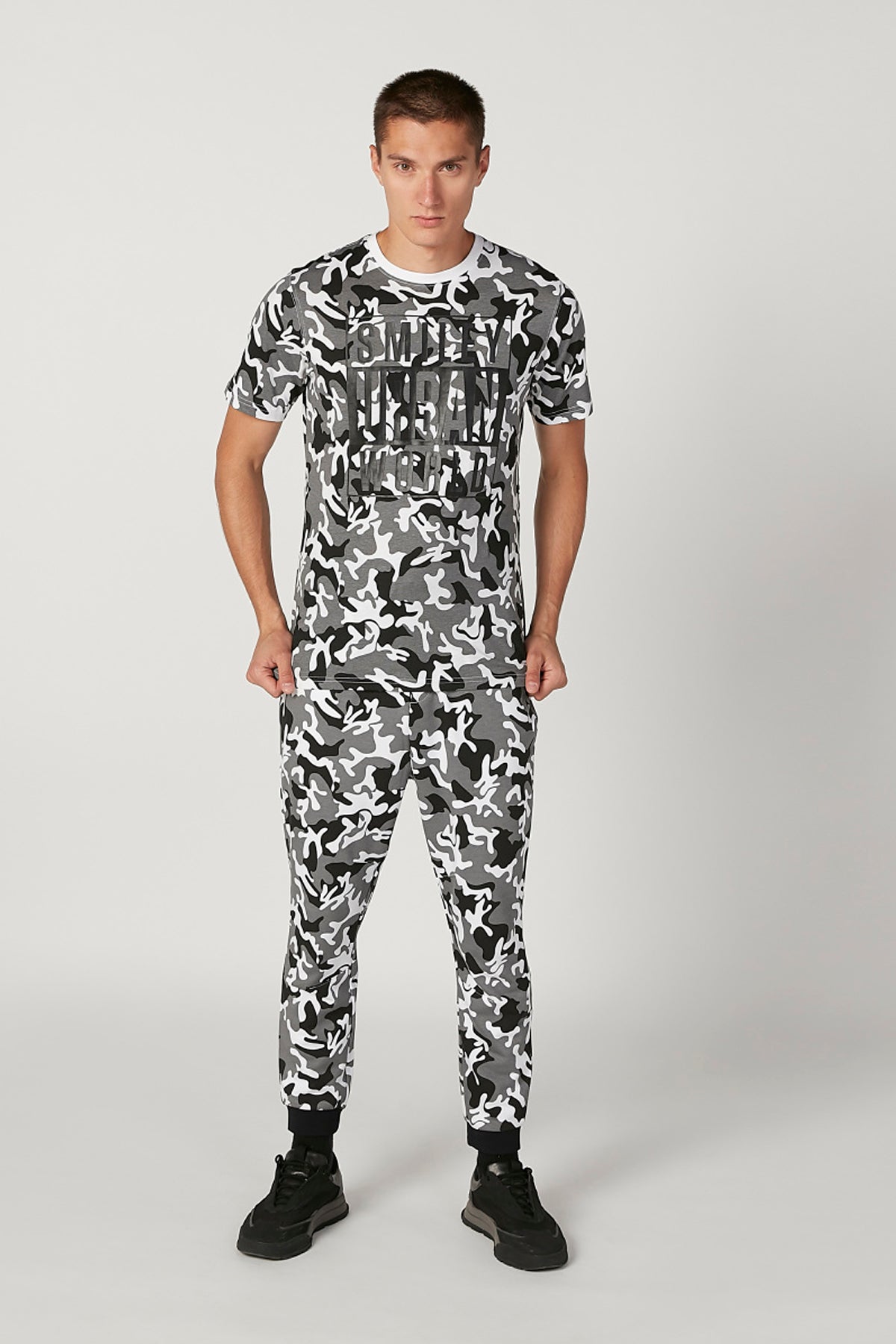Slim Fit Printed Crew Neck T-shirt