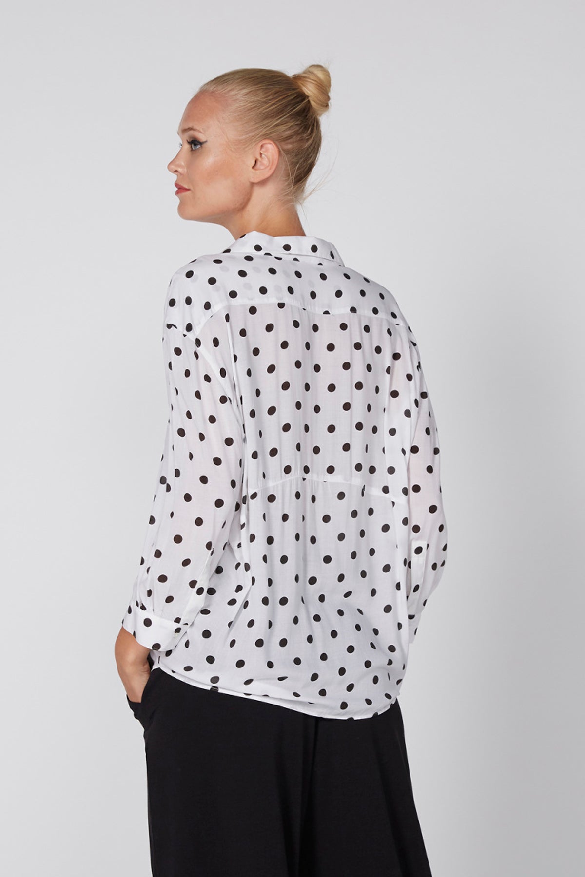 Polka Dots Shirt with Long Sleeves