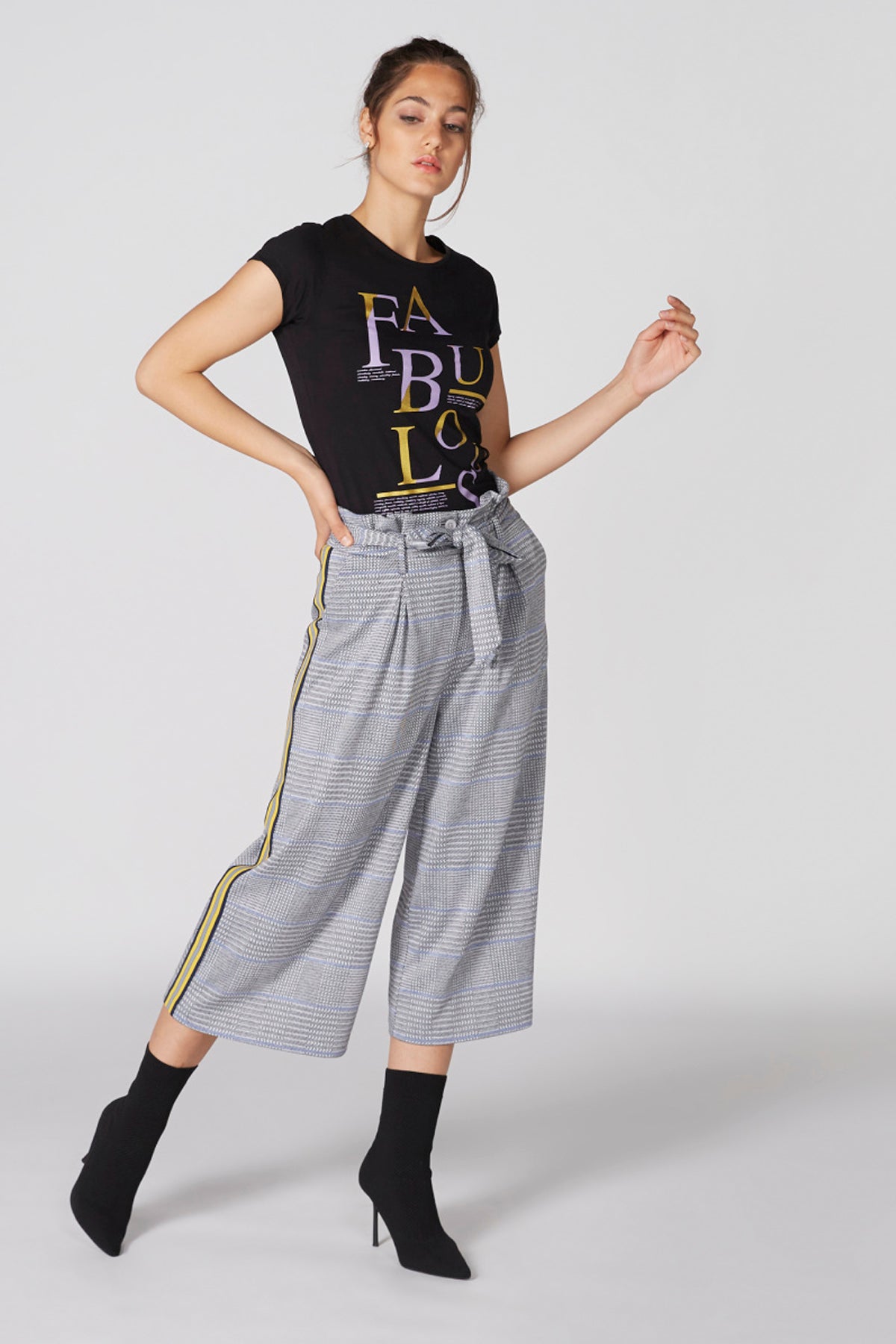 Printed T-Shirt with Round Neck and Cap Sleeves