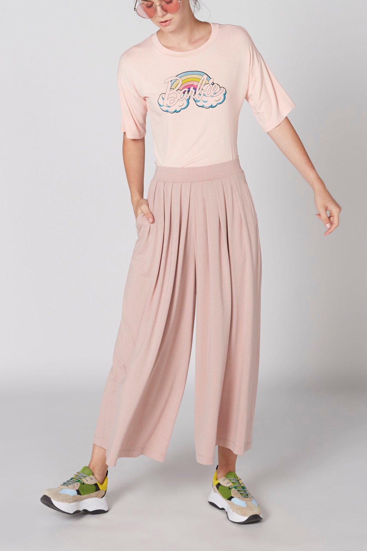 Pleated Palazzo Pants with Elasticised Waistband and Pocket Detail