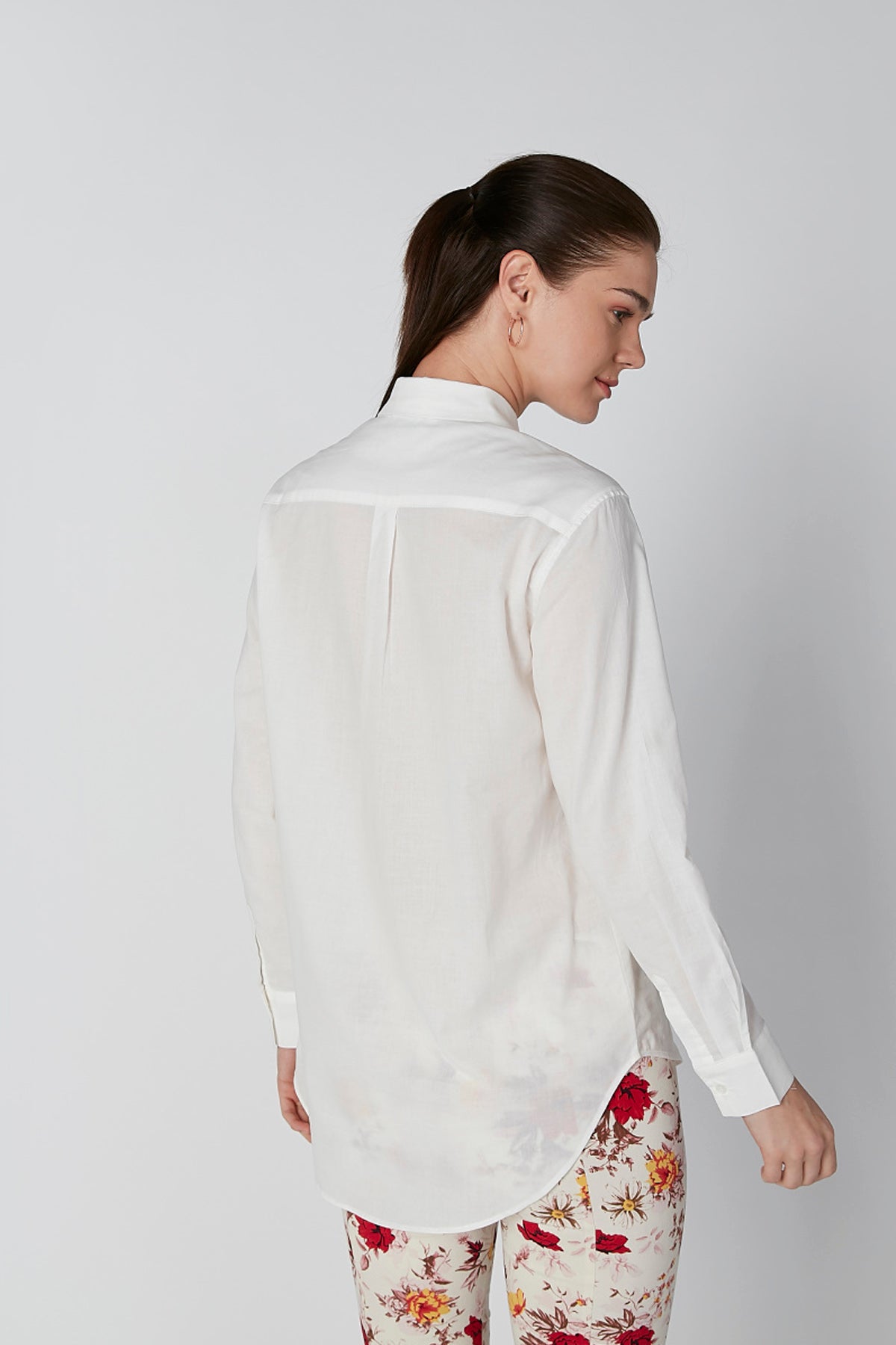 Solid Shirt with Long Sleeves and Complete Placket