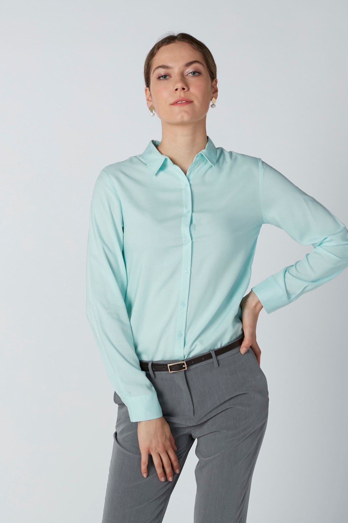 Long Sleeves Shirt in Regular Fit with Complete Placket