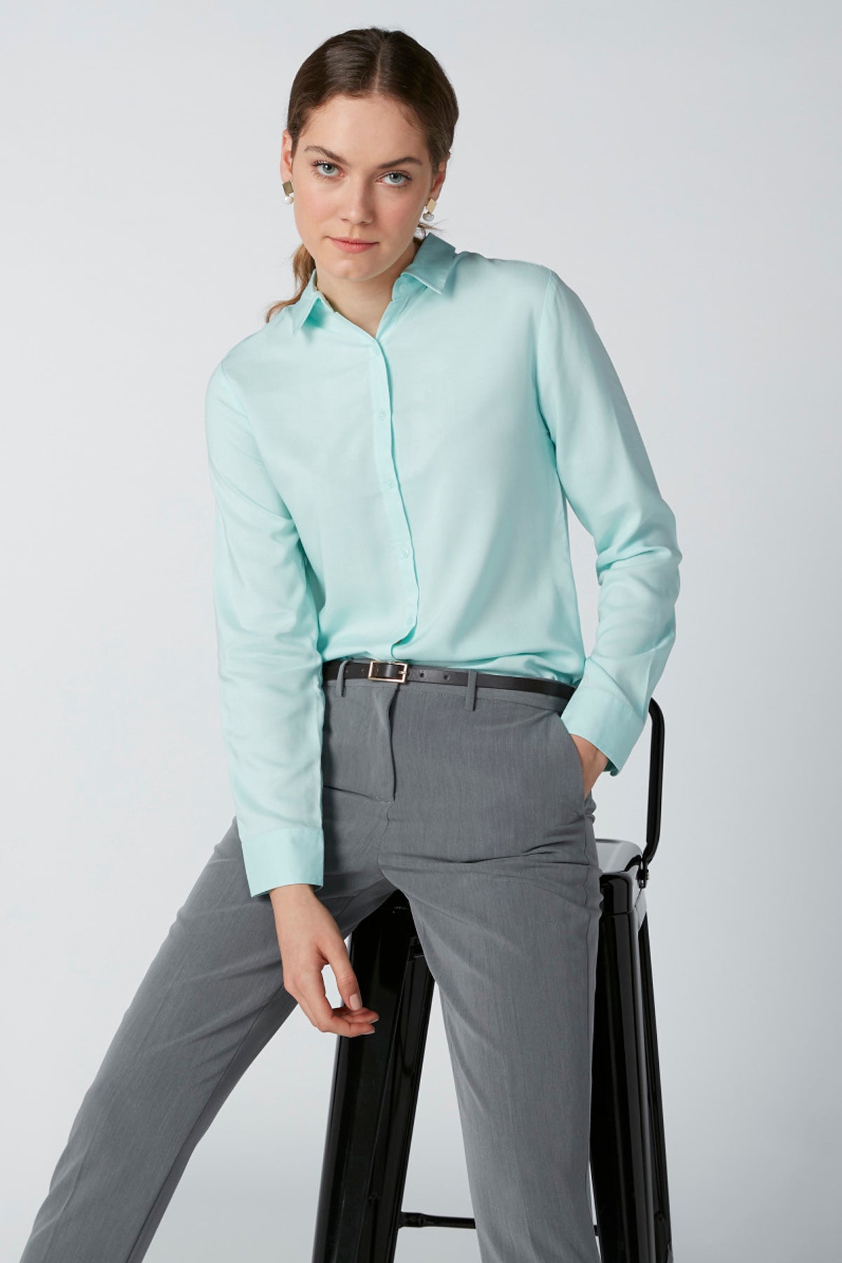 Long Sleeves Shirt in Regular Fit with Complete Placket