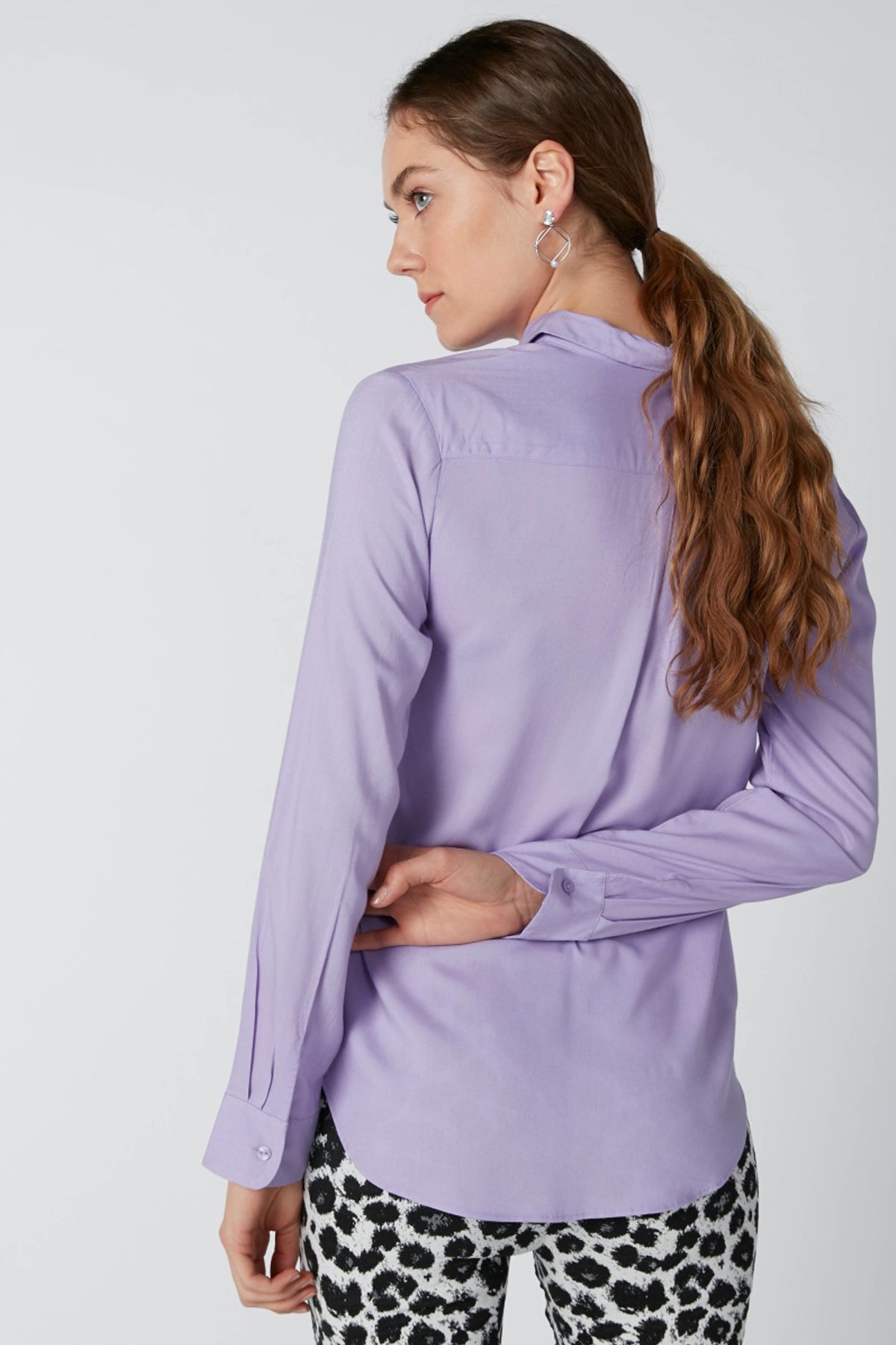 Long Sleeves Shirt in Regular Fit with Complete Placket