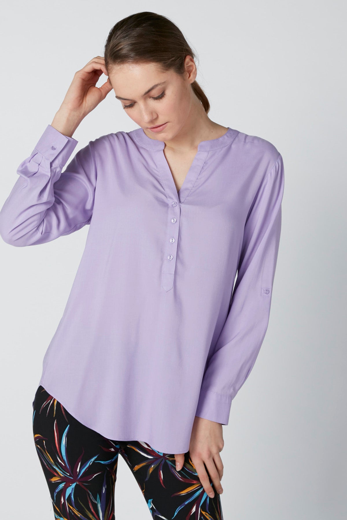 Long Sleeves Top with Mandarin Neck and Asymmetric Hem