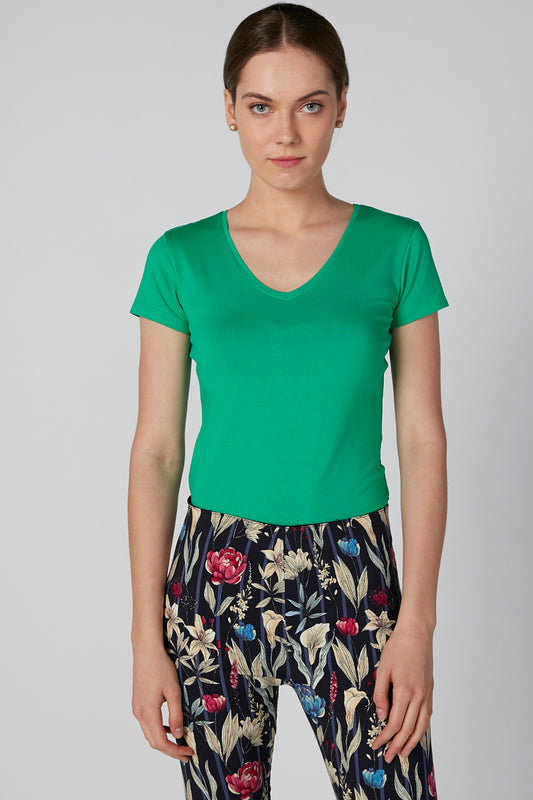 Plain T-shirt with V-neck and Short Sleeves