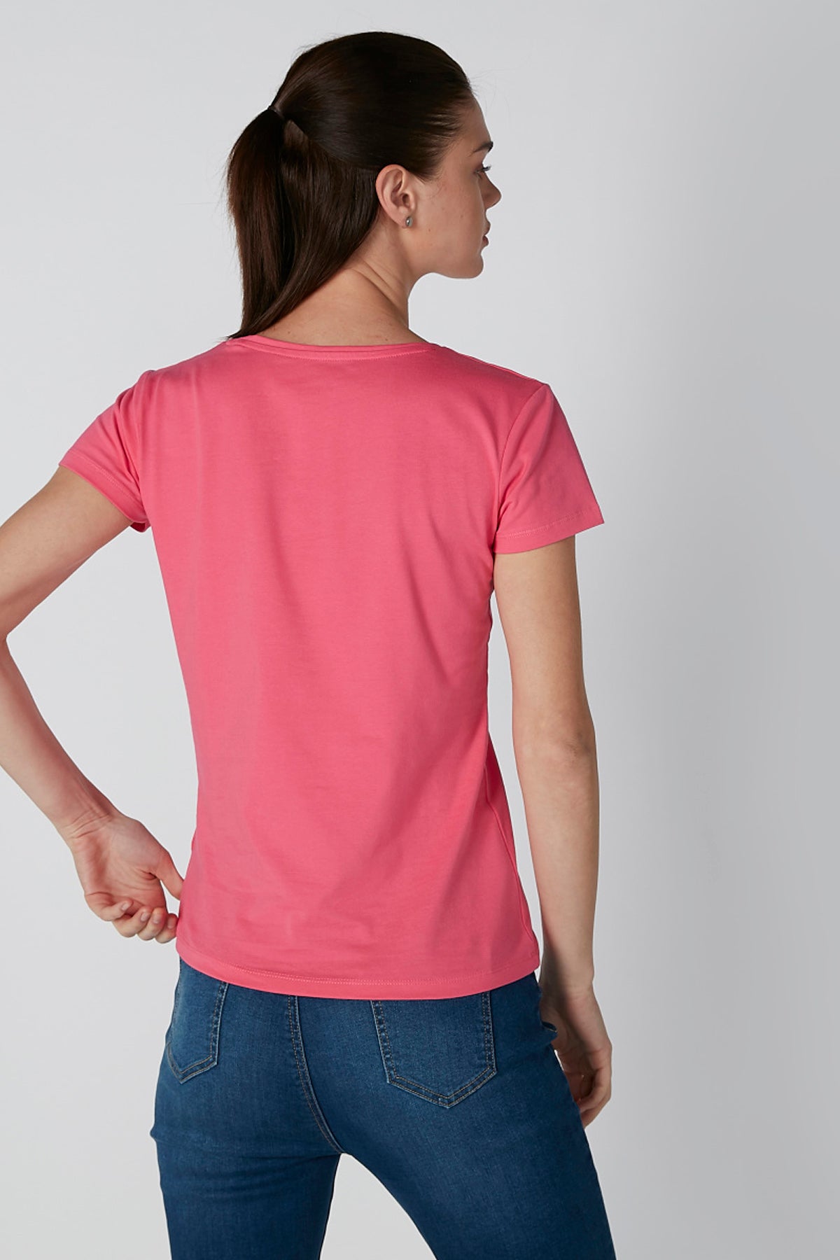 Plain T-shirt with V-neck and Short Sleeves