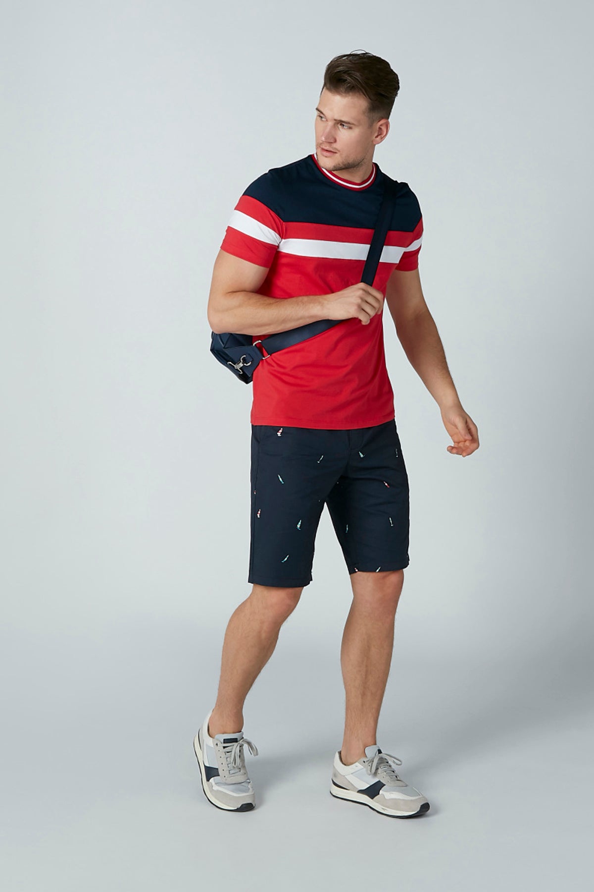 Colourblock Slim-Fit T-Shirt with Crew Neck