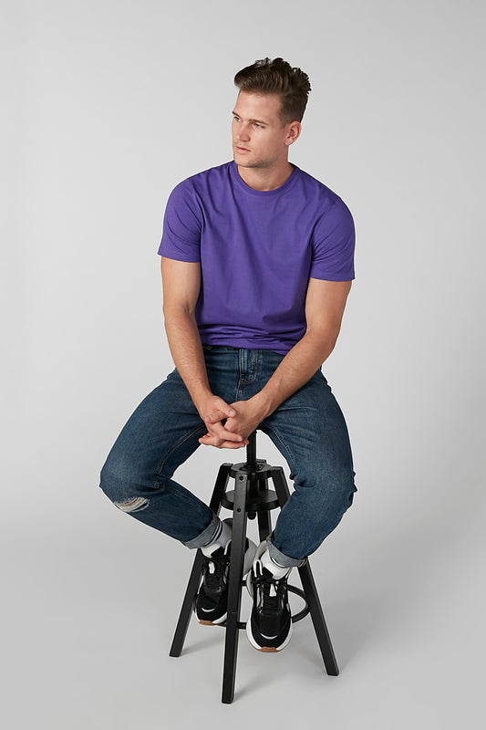 Plain T-shirt with Round Neck and Short Sleeves