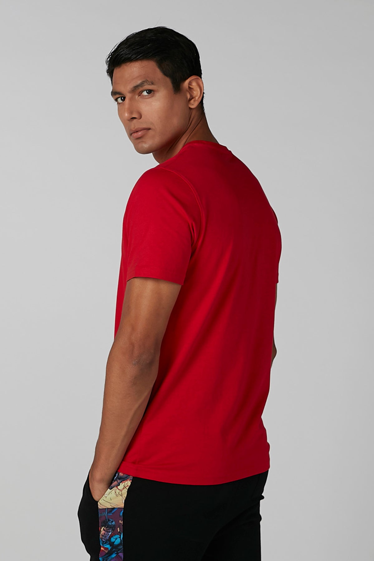 Plain T-shirt with Round Neck and Short Sleeves