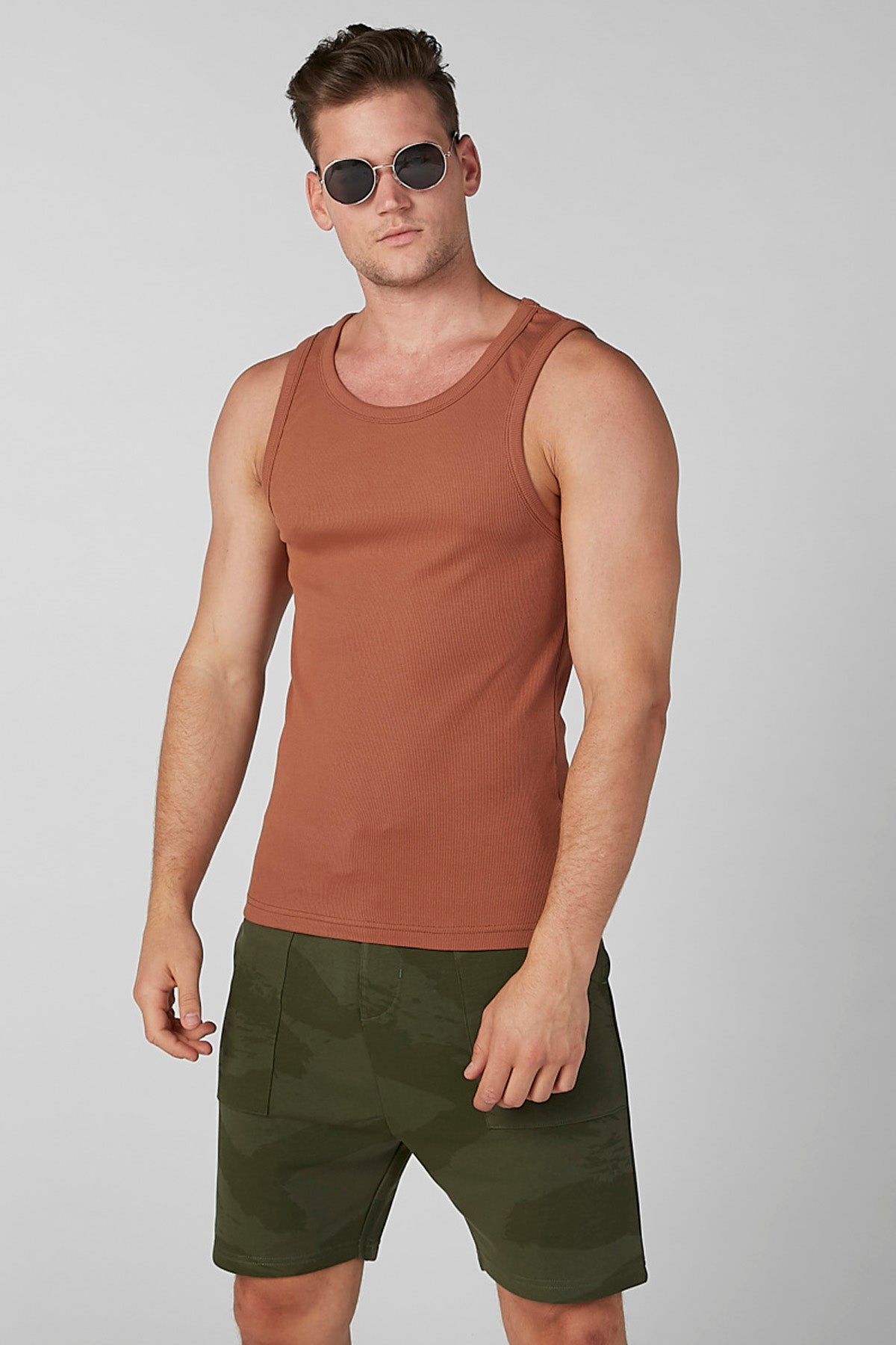Ribbed Sleeveless vest with Round Neck