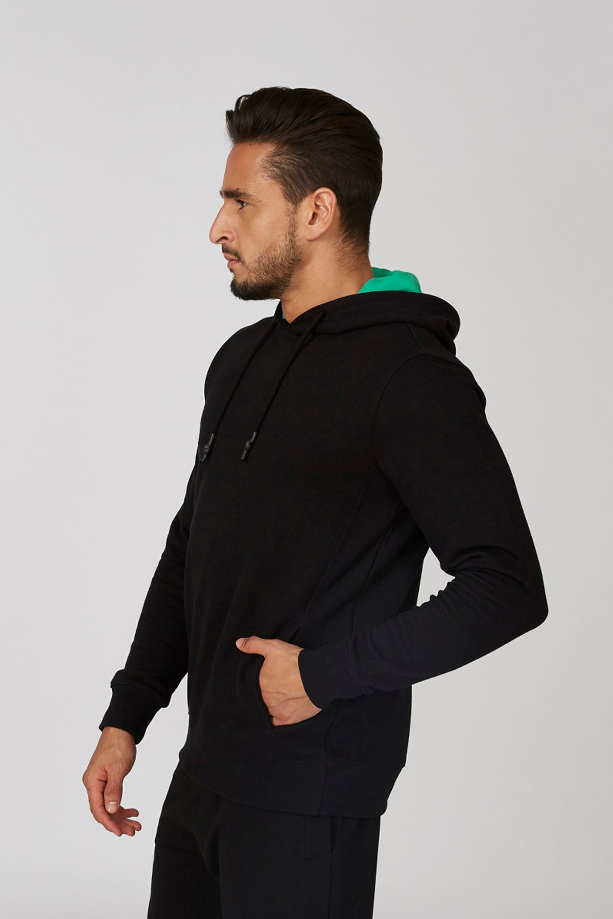 Plain Sweatshirt with Long Sleeves and Kangaroo Pockets