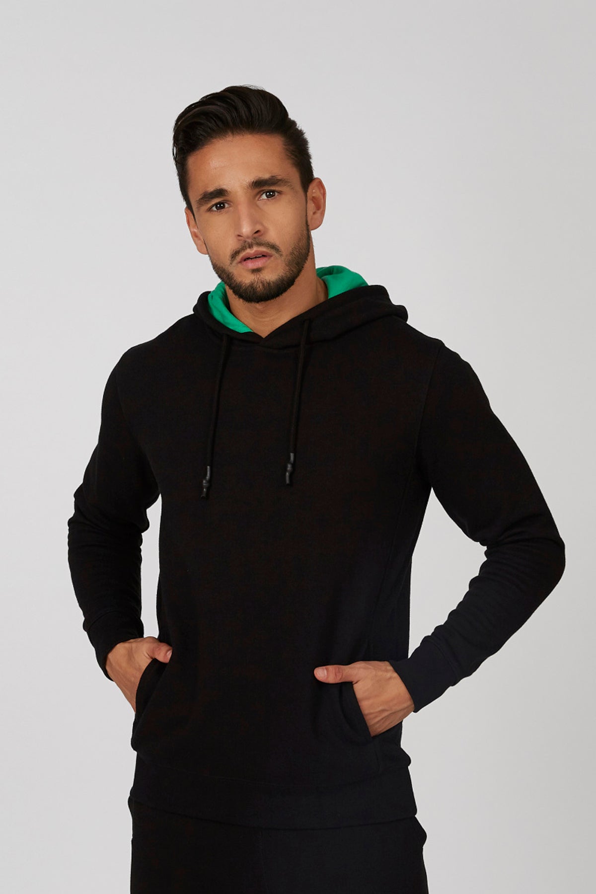 Plain Sweatshirt with Long Sleeves and Kangaroo Pockets