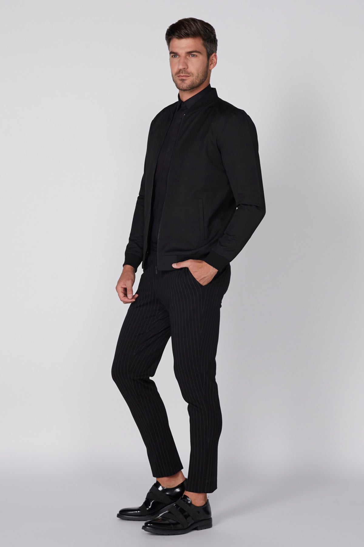 Long Sleeves Bomber Jacket with Zip Closure