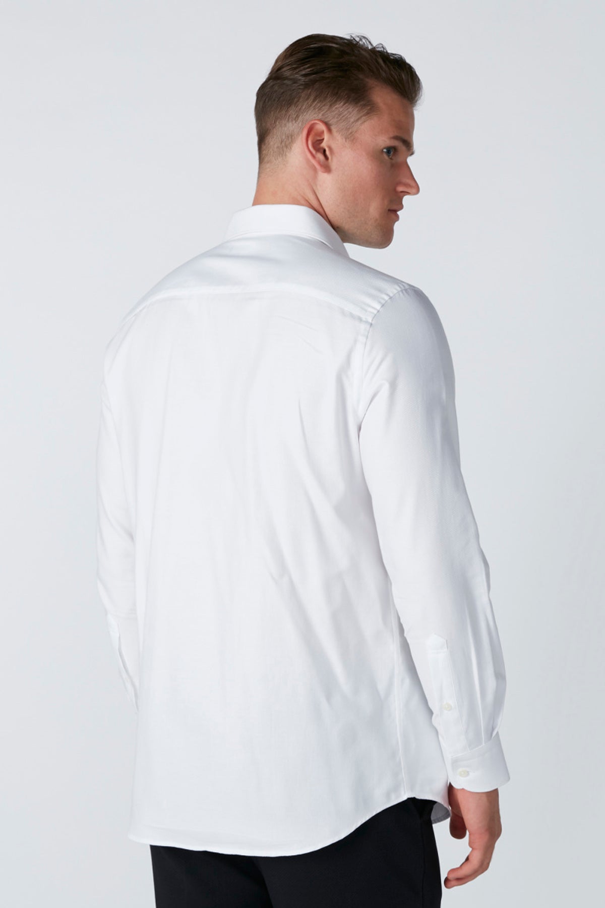 Pocket Detail Shirt with Long Sleeves and Complete Placket
