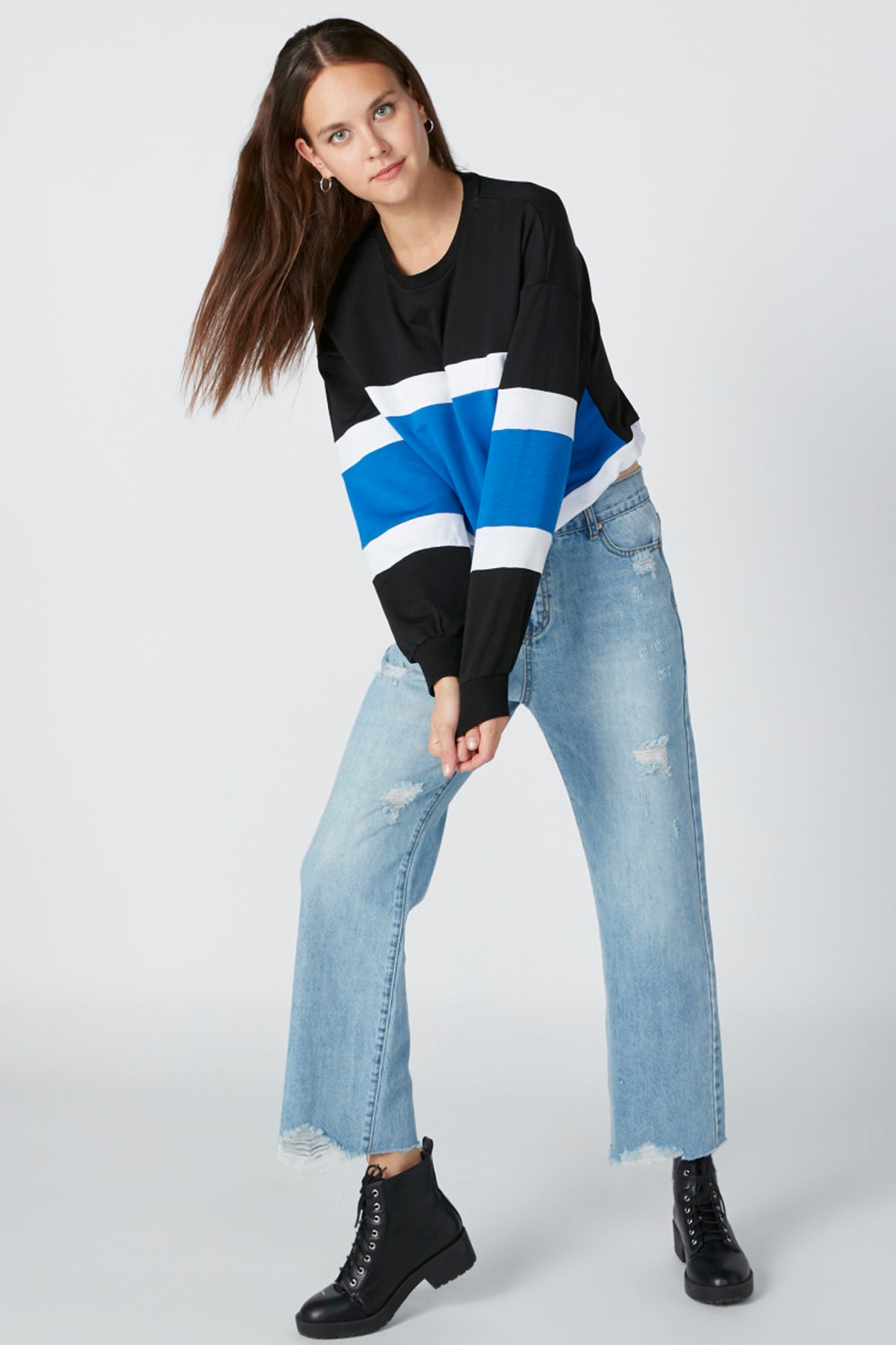 Round Neck T-Shirt with Long Sleeves and Button Detail
