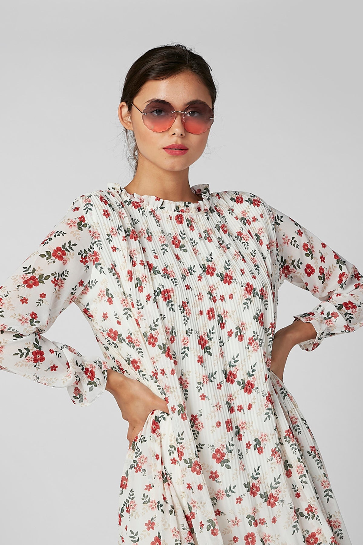 Floral Printed Midi Shift Dress with Ruffled Neckline