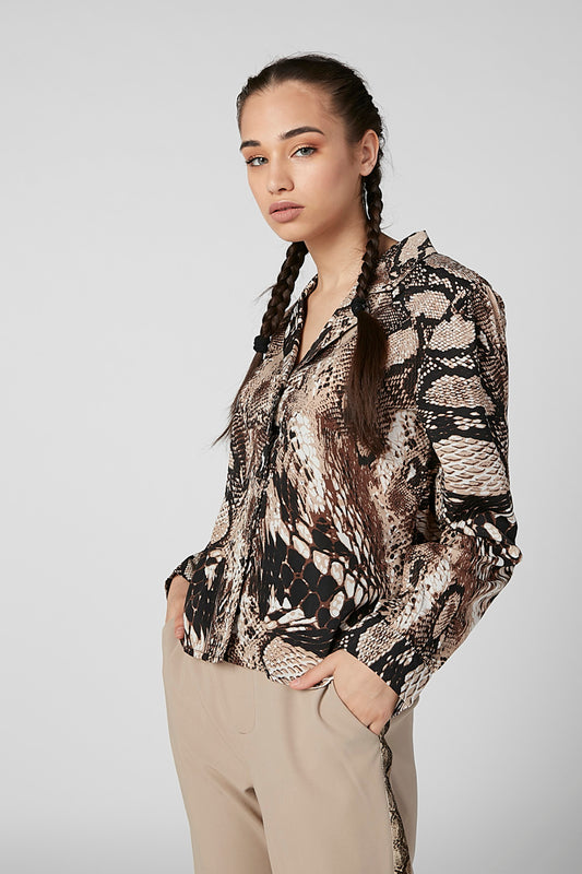 Shirt with Long Sleeves and Notched Lapel