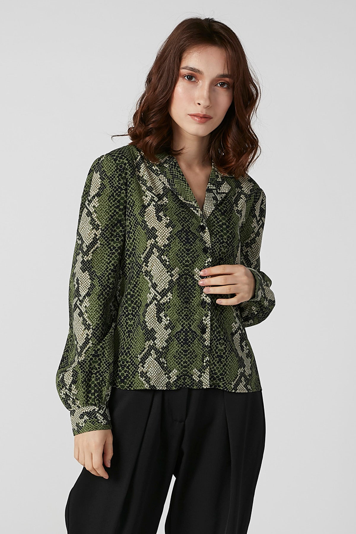 Shirt with Long Sleeves and Notched Lapel