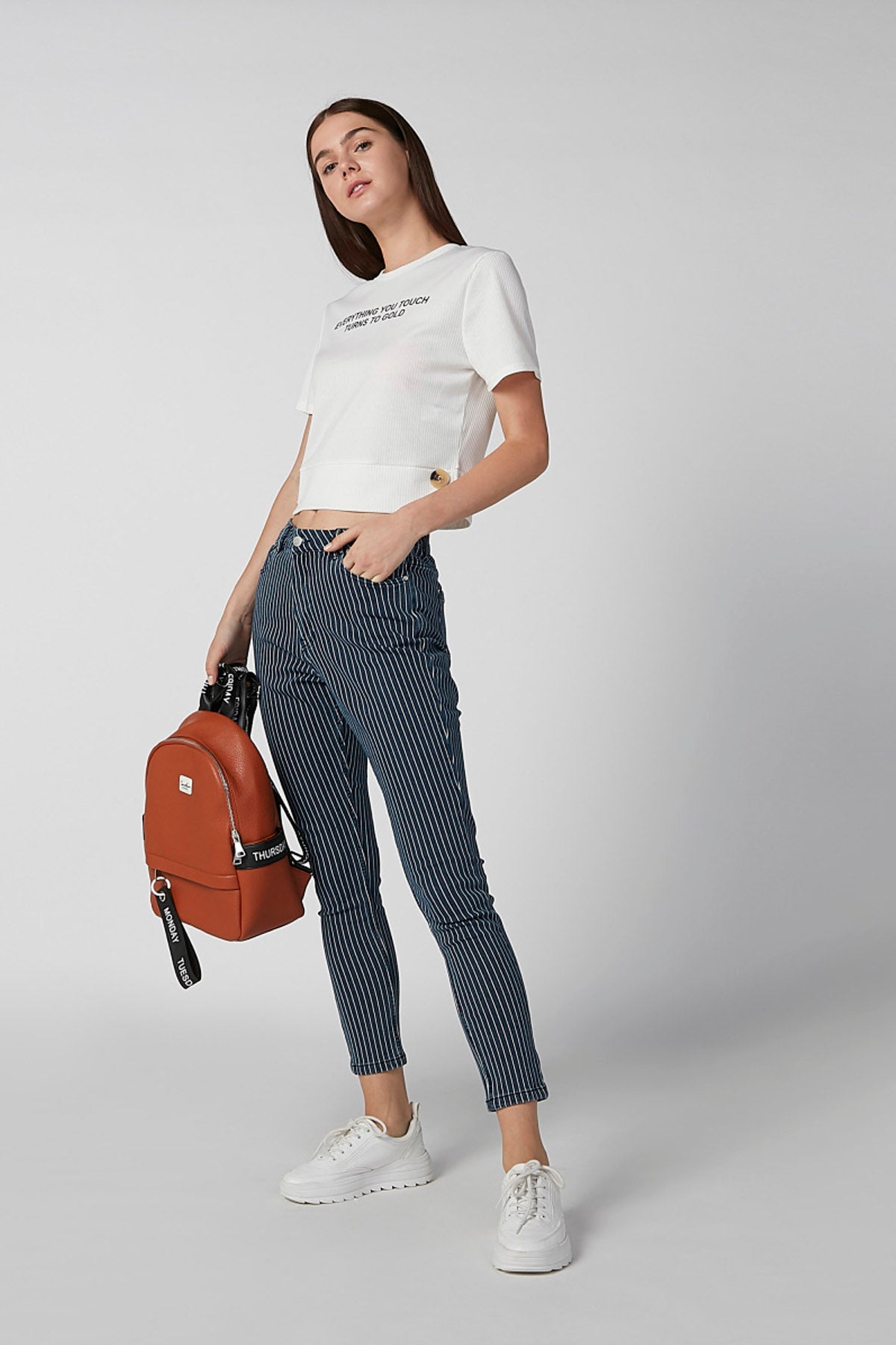 Printed Crop T-shirt with Round Neck and Short Sleeves