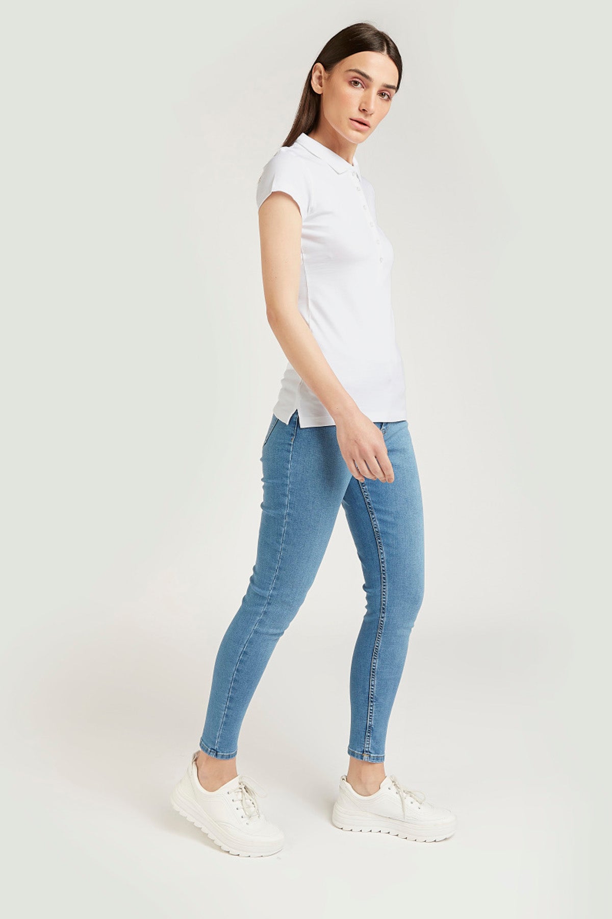 Pocket Detail Full Length Jeans in Skinny Fit with Button Closure