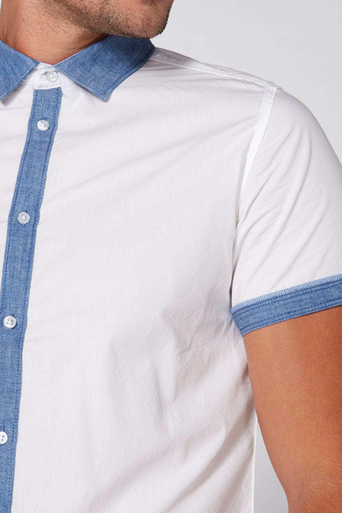 Short Sleeves Shirt with Contrast Placket