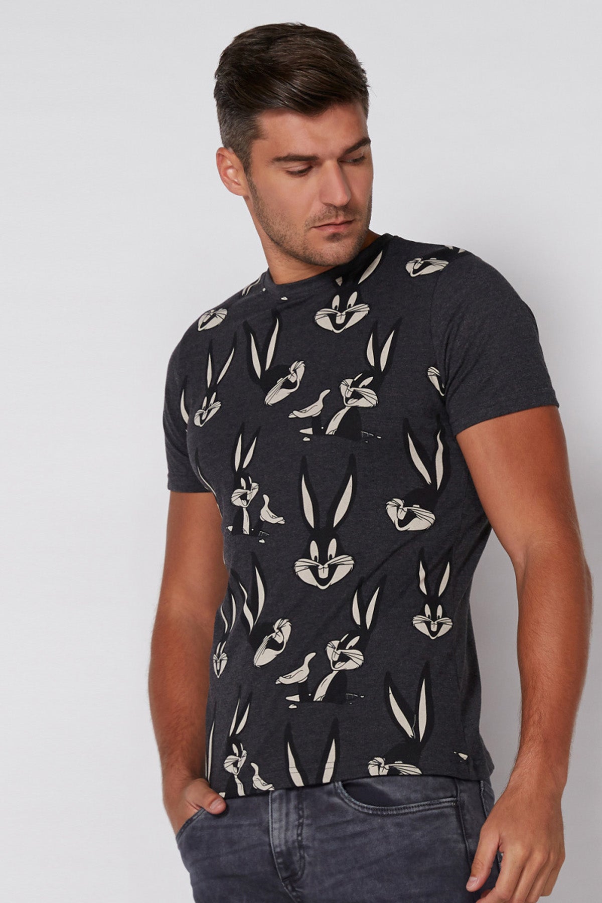 Bugs Bunny Printed T-Shirt with Round Neck and Short Sleeves